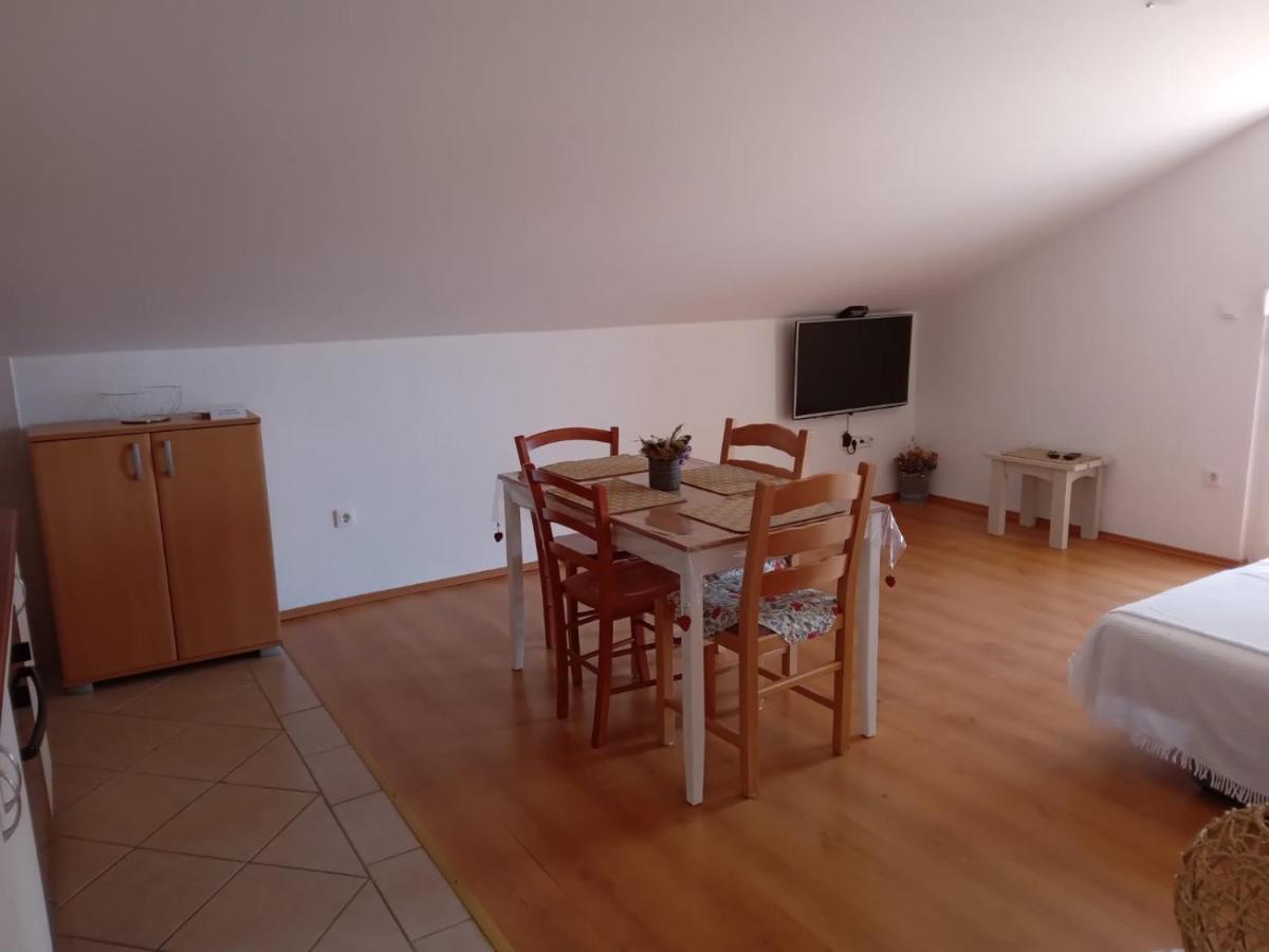 Francis Appartements Пакоштане Екстер'єр фото